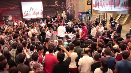 GameX 2012 maNga Joygame Standı İmza Töreni
