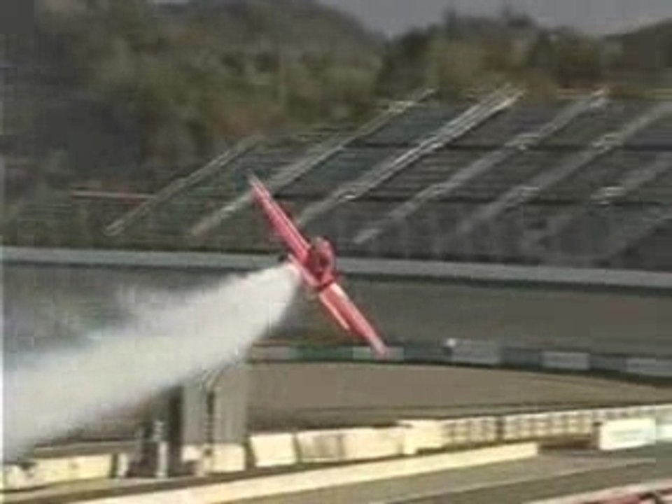 Avion de Voltige pure et dure !!!!!