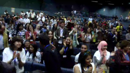 Forum Jeunesse 2014 : Linda Takou chante "La vie en rose"