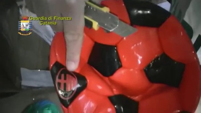 Catania - sequestrati 4 milioni di articoli cinesi contraffatti