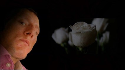 metin kalaman : ellerini çekip benden