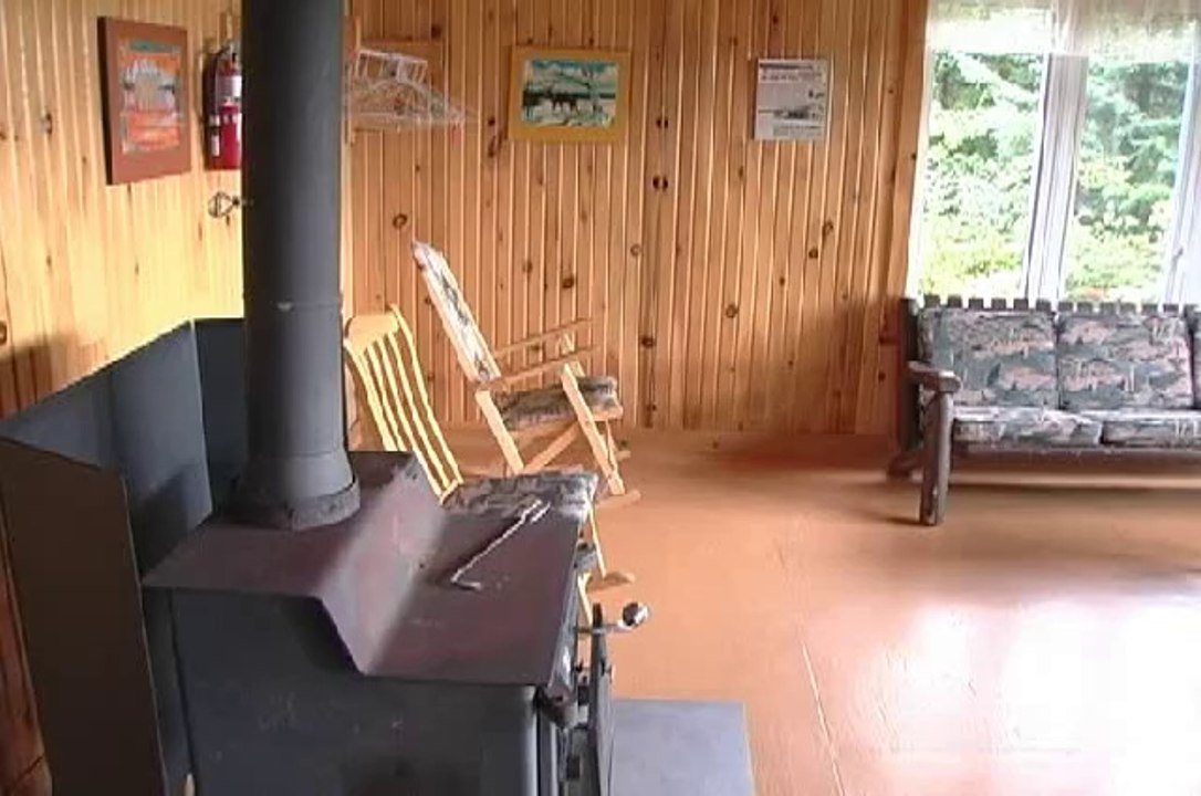 Chalet et Pourvoirie du Lac à Jimmy Essipit - chalet Épervier numéro 2