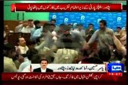 Fight between PPP workers in Peshawar press club