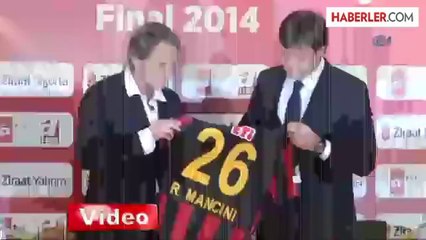 Roberto Mancini: 'Türkiye'de de Kupayı Kaldırmak İstiyorum'