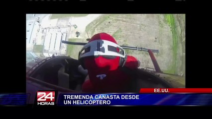 Impresionante: joven anotó canasta de baloncesto desde un helicóptero