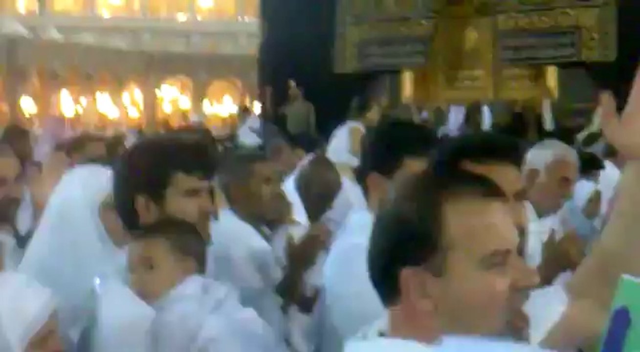 Ali un Wali Ullah is recited in Holy Kaba - علی ولی اللہ در کعبہ