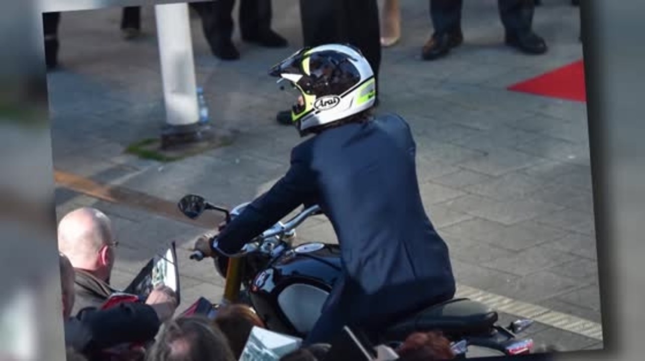 Orlando Bloom auf dem Motorrad