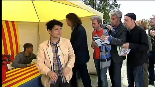 TV3 - Polònia - Cua d'escriptors