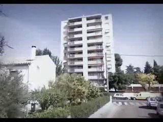 Nîmes (30) : visite de la cité "Le Clos d'Orville"