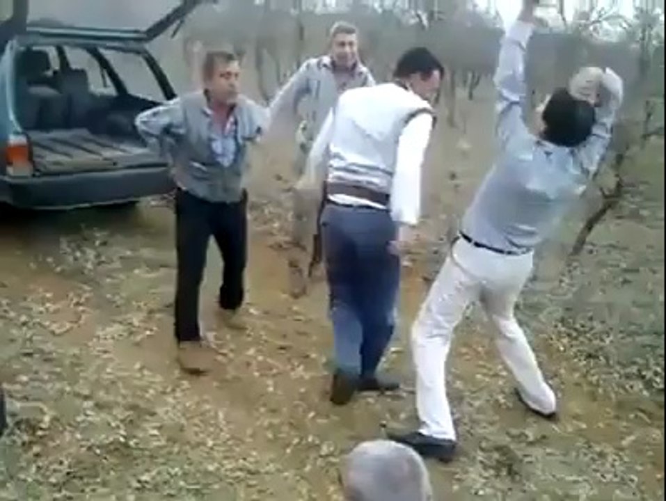 Hahahahaah drunk dance