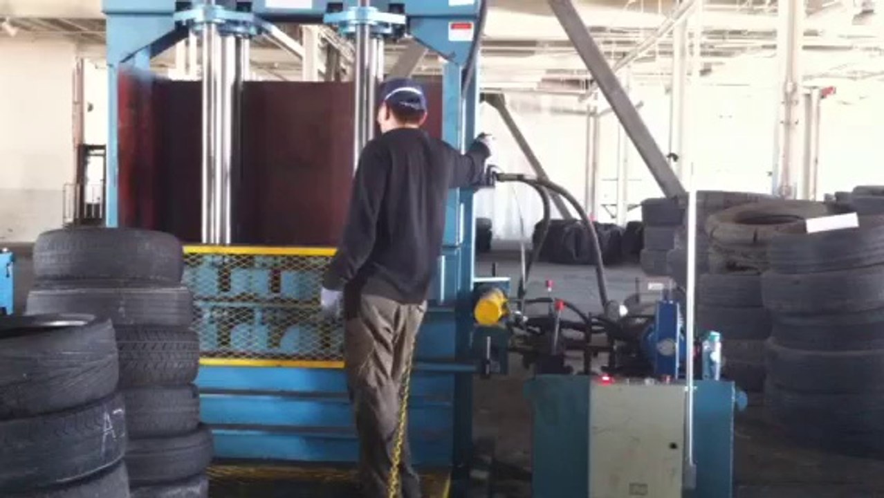 ENERPAT - Tire baler/Tyre baling machine 100T