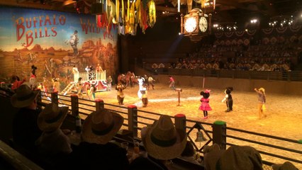 BUFFALO BILL WESTERN SHOW - DISNEYLAN PARIS 1