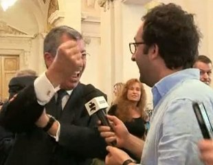 Quand les politiques se lâchent - ZAPPING ACTU BEST-OF DU 08/05/2014