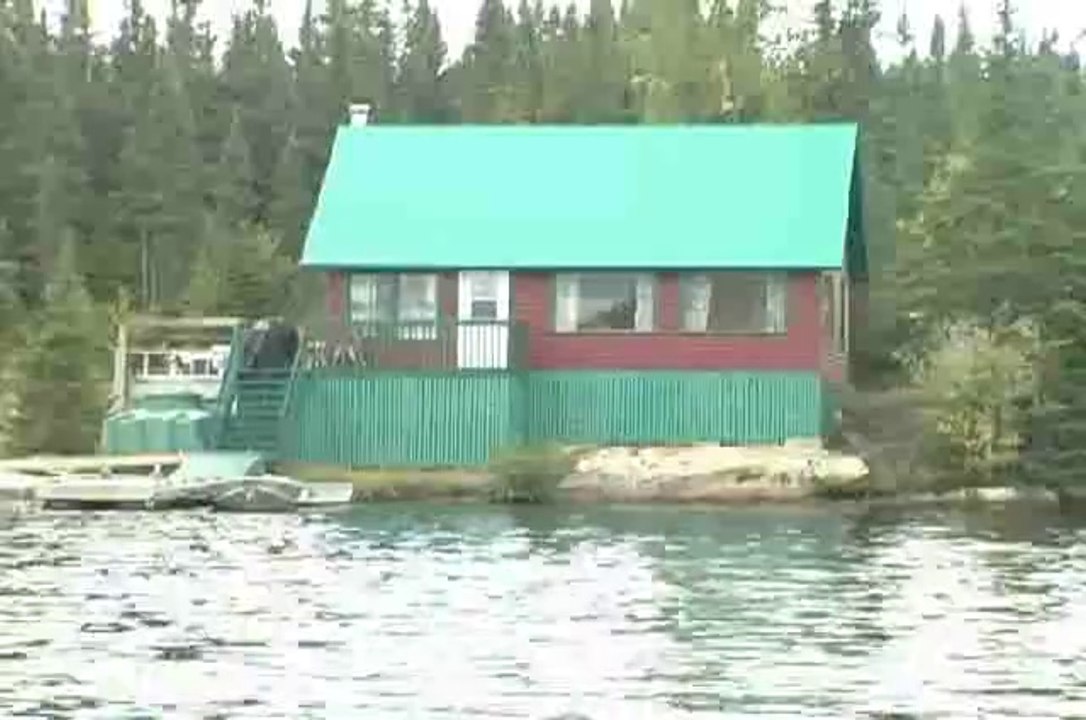 Chalet et Pourvoirie du Lac des Coeurs Essipit