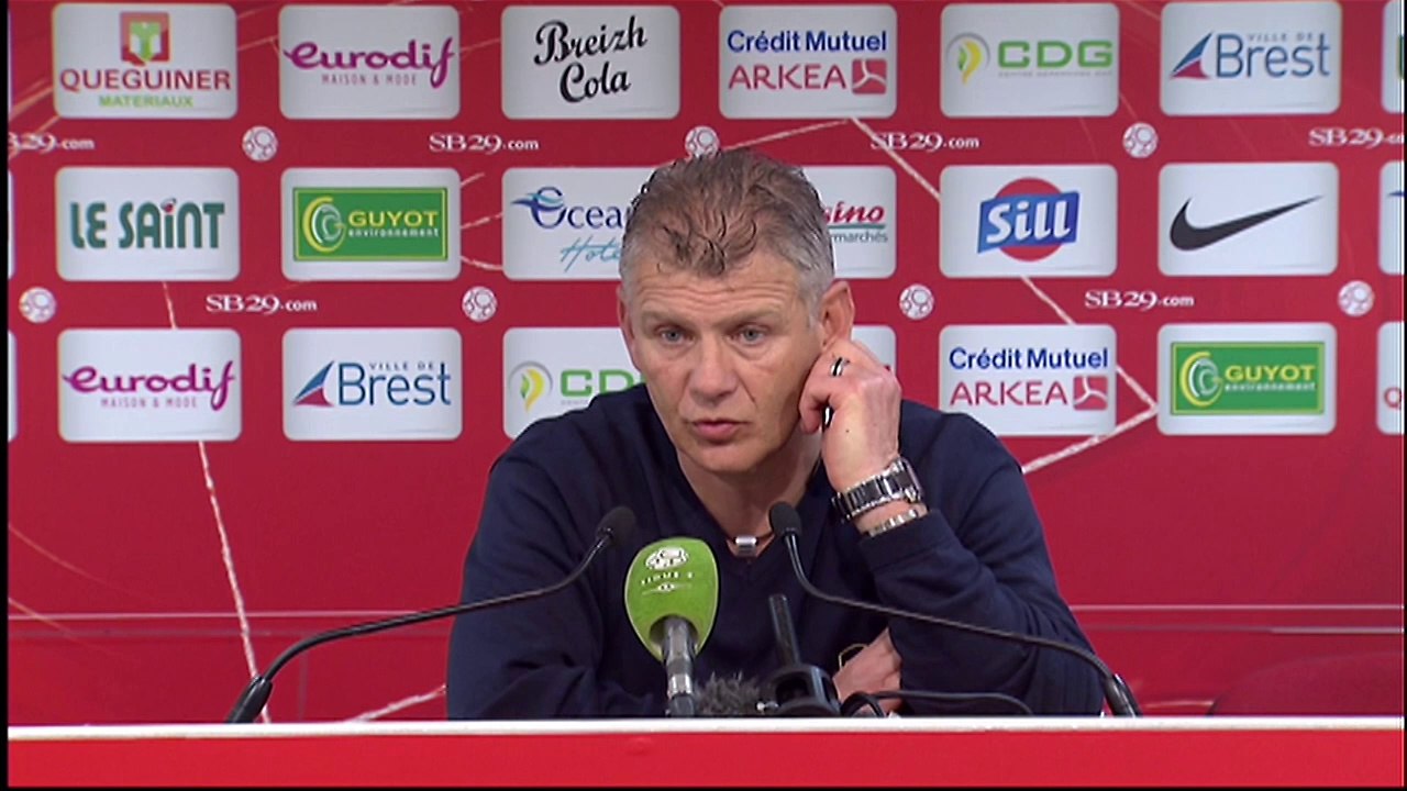 Conférence de presse Stade Brestois 29 - SM Caen (0-1) : Alex  DUPONT (SB29) - Patrice GARANDE (SMC) - 2013/2014