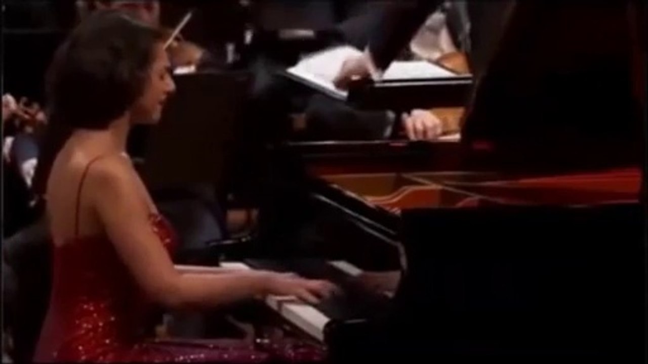 Khatia Buniatishvili Grieg Piano Concerto in A minor