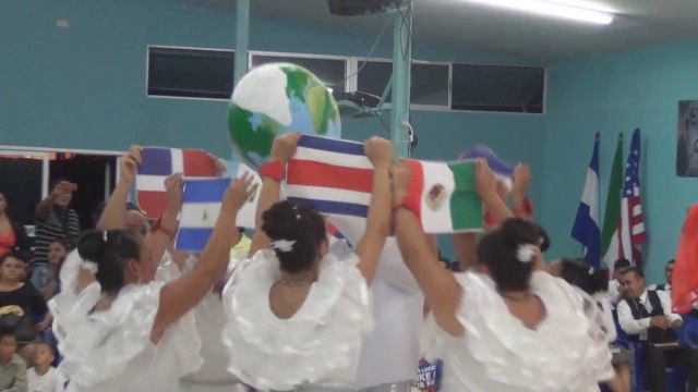 Proyección Folklórica Tierra Deseable ( vídeo 1 )