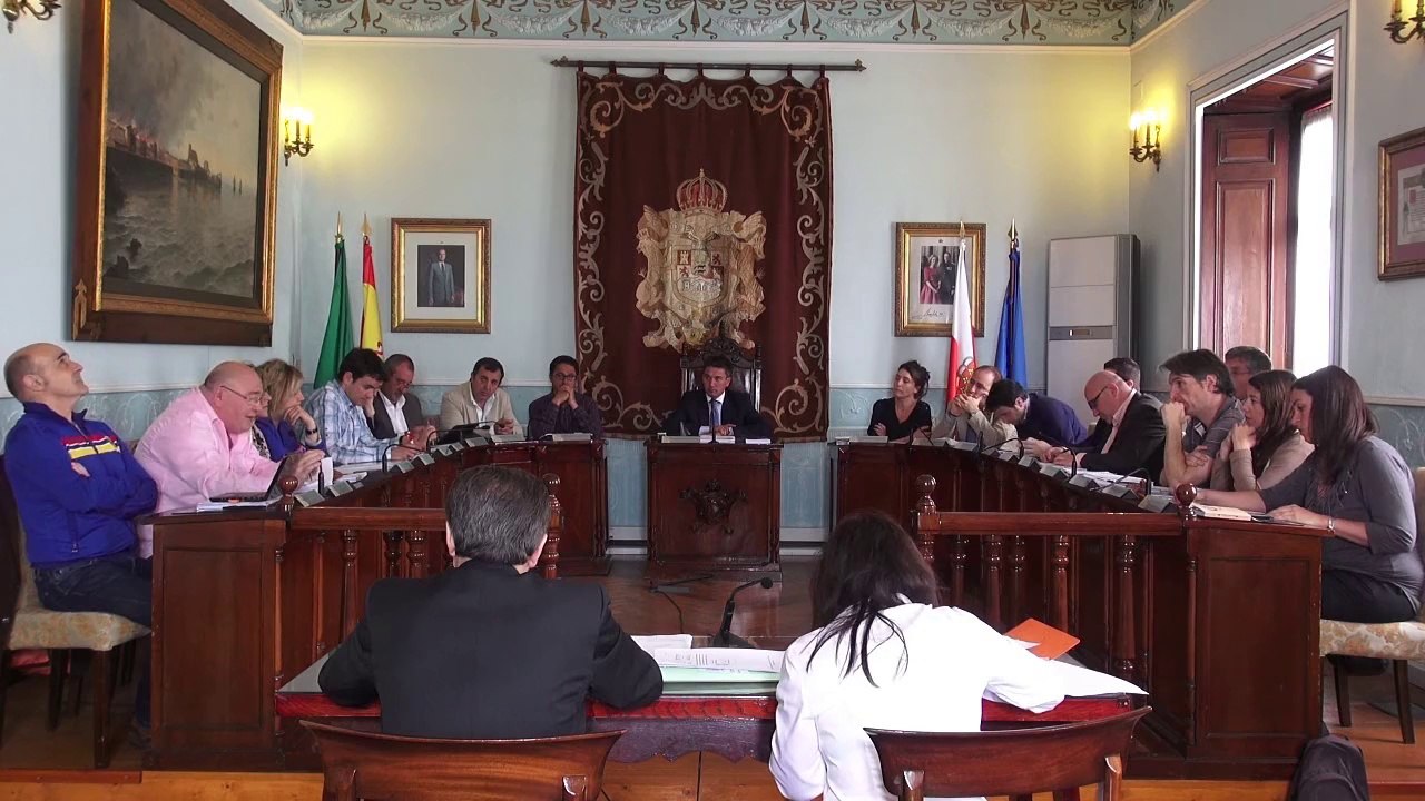 Pleno presupuestos 7 de mayo de 2014 003