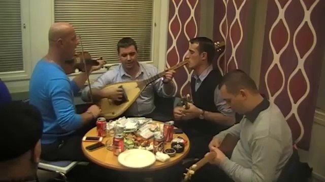 Vellezerit Zogaj Enver Hoxha dhe Kreshtat e Kosoves Gezuar 2014