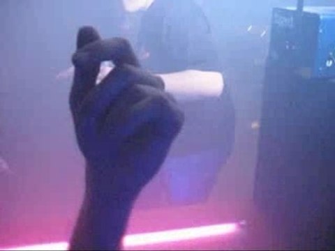 Dj Fabe D aux platines