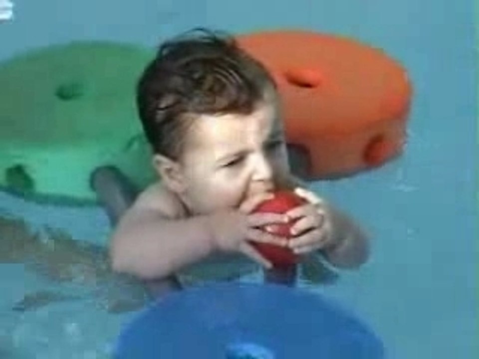 Video bébé nageur 20 janvier 2007