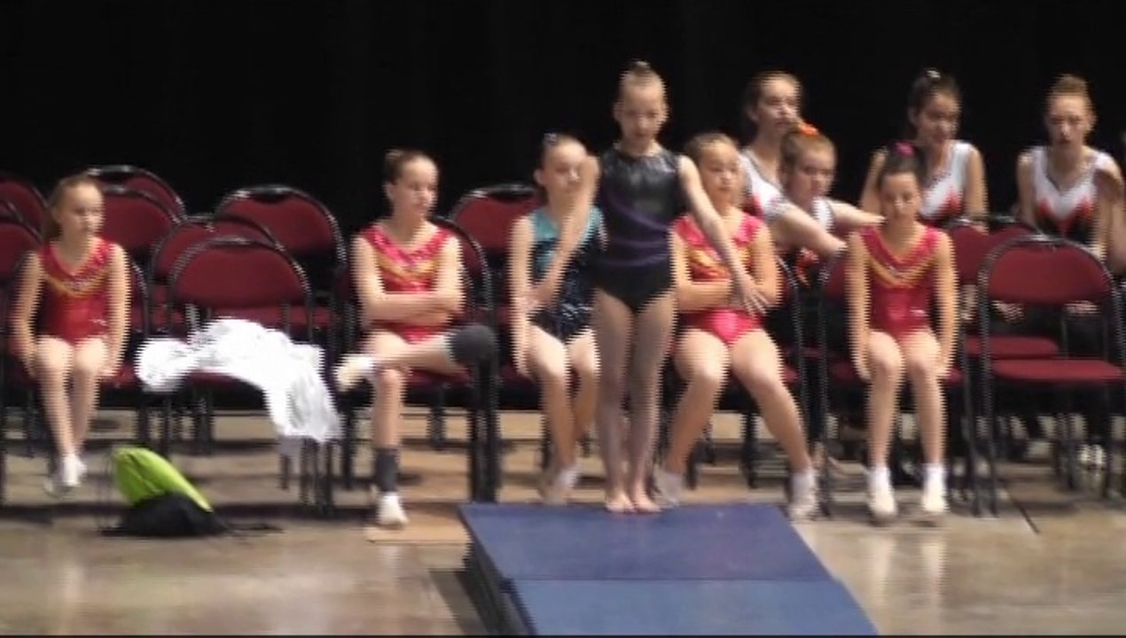 Noélie en Tumbling au FestiGym 2014 à Montbéliard