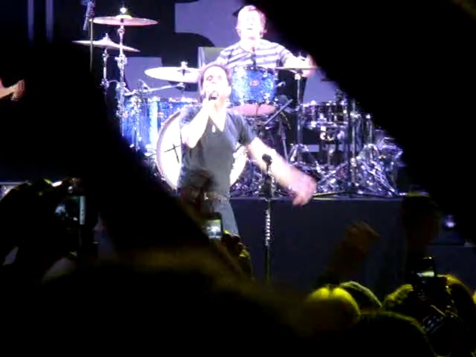 Train - Drops Of Jupiter