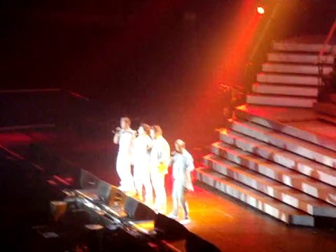 Westlife - When You're Looking Like That