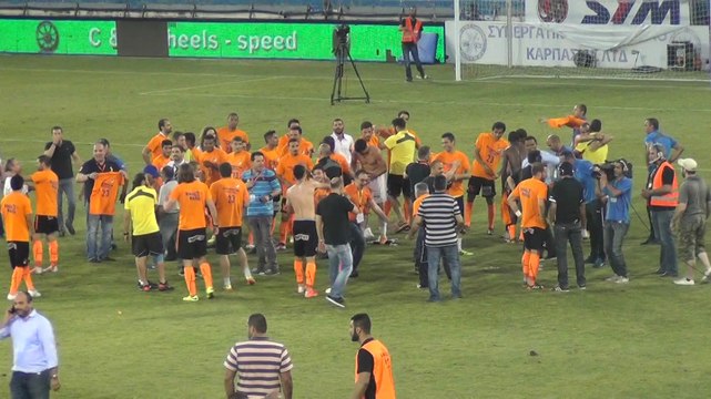 Οι πανηγυρισμοί μετά το τέλος του αγώνα (1)