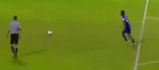 El penalti mas comico e innovador de la historia del futbol