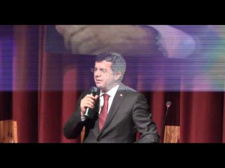 EKONOMİ BAKANI NİHAT ZEYBEKCİ UŞAK’A GELDİ