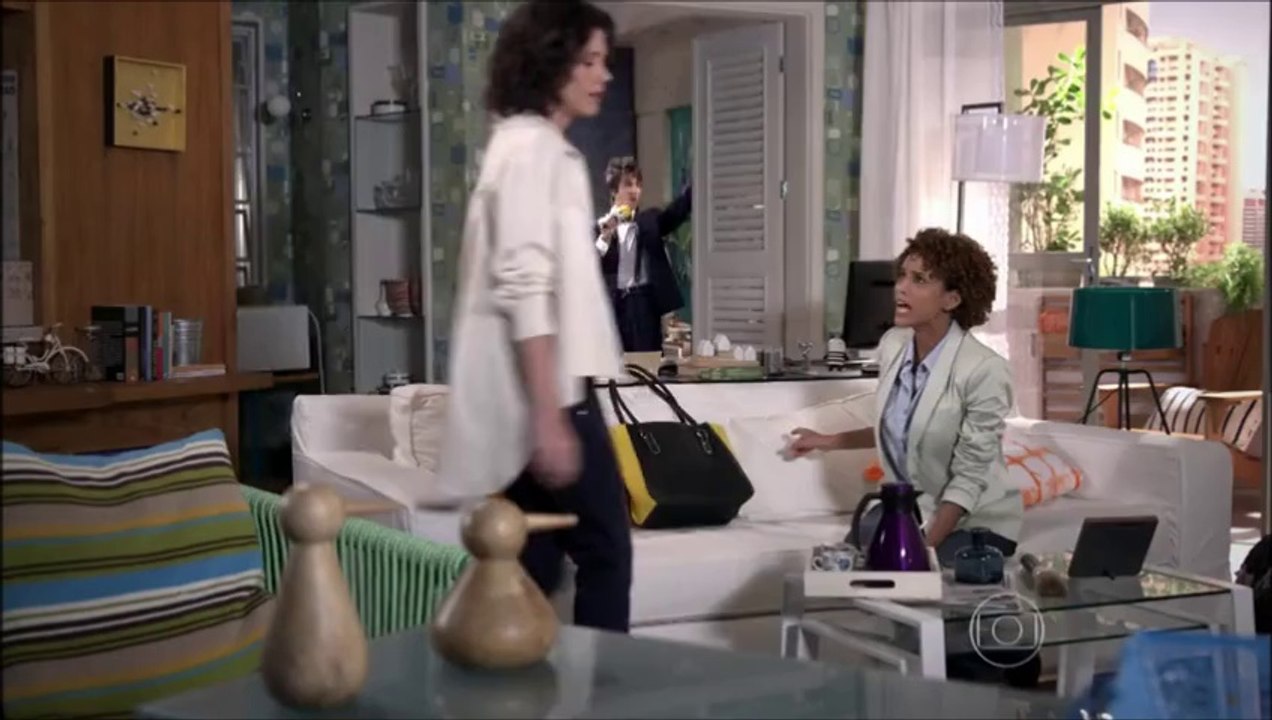 Veronica fica tensa