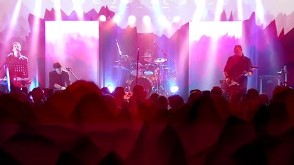 Curta o som da banda DIORAMA - SUMMIT (ao vivo).