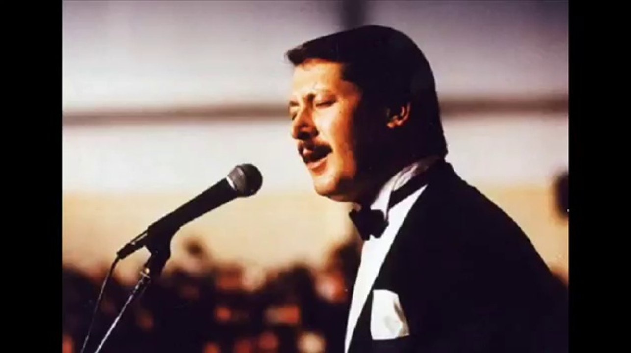 Ahmet Ozhan - Yalan Degil Pek Kolay Olmayacak Unutmak