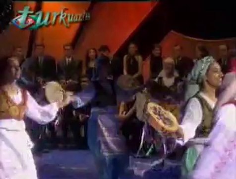 ŞEHNAZ LONGA-Beste: Santuri ETHEM Efendi (4) (TRT Halk Dansları Topluluğu Eşliğinde)