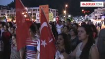 Marmaris'te Gezi Parkı Anmasında Başbakan Protesto Edildi