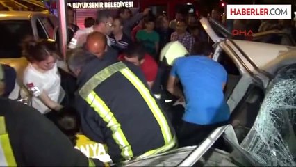 Konya 2 Hurdaya Dönen Otomobilde Can Pazarı: 6 Yaralı