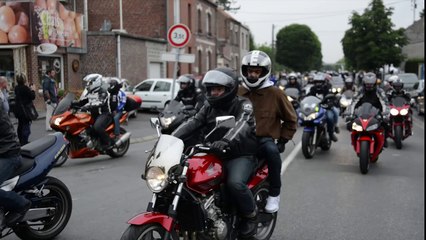 Départ du cortège du 11e Festival moto de Bouchain