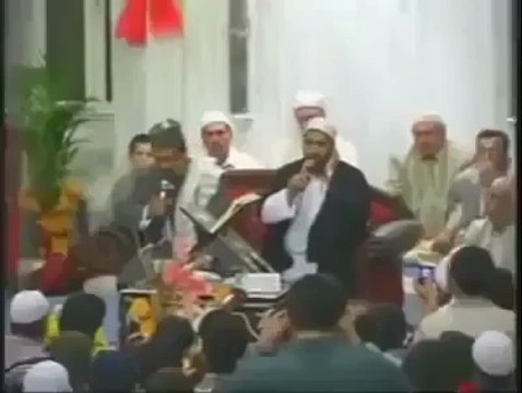 (Asmaa-Ul_Husna) یہ آواز بچپن سے سنتے آ رہا ہوں لیکن ویڈیو آج پہلی دفعہ دیکهی