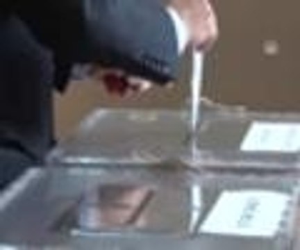 14 yerleşimde seçmen sandık başında