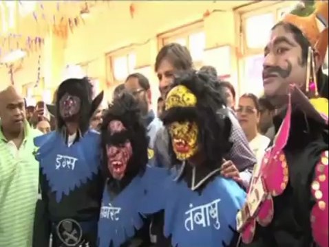 Vivek Oberoi , Vinod Kambli urge people to quit tobacco - IANS India Videos