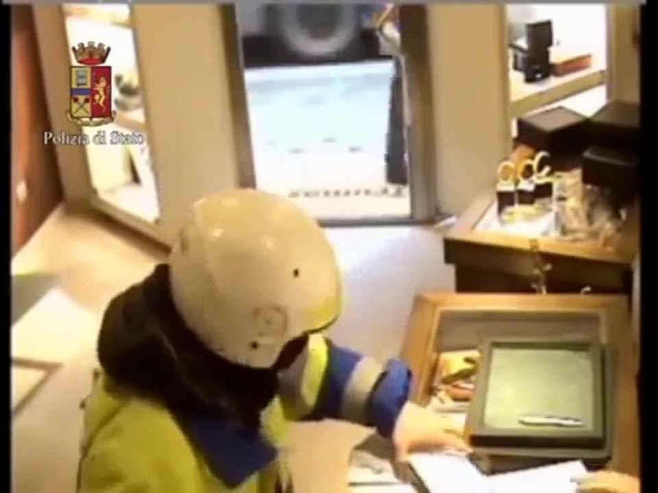 Palermo - Rapina ad una gioielleria di Torino, in manette un palermitano (31.05.14)