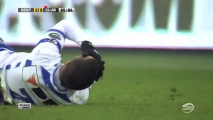 Høgli sent off for flying kick to the face!