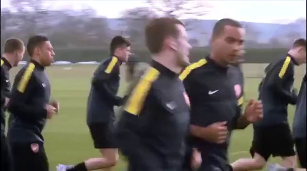 Arsenal 1-3 Bayern Munich - Wilshere, Walcott Giroud & team training | Champions League 2013