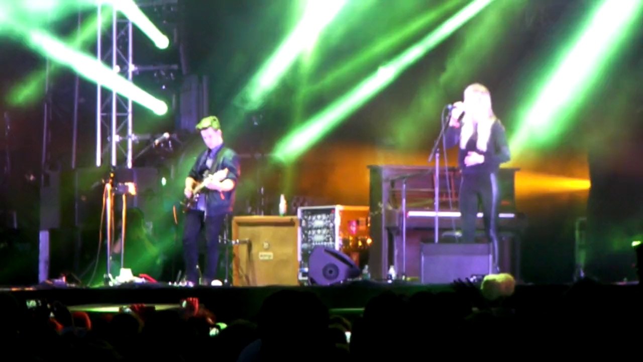 London Grammar, Wasting My Young Years, We Love Green, 31052014