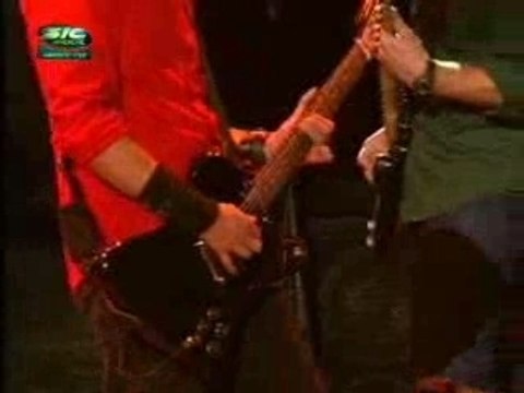 Foo Fighters live Rock in Rio 2004 2/5