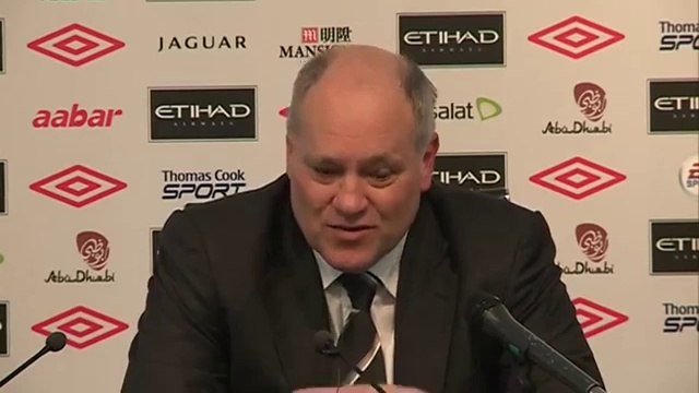 Jol Claims Ref Made Wrong Decision | Manchester City 3-0 Fulham 04.02.2012