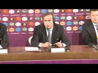 VIDEO Platini: 'Cori razzisti? Decida l'arbitro, non Balotelli'