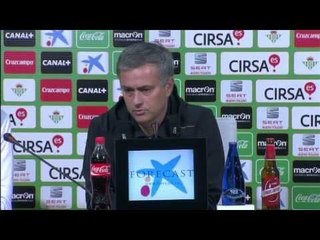 VIDEO Mourinho, fischi e ko: |'Colpa mia'