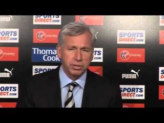 VIDEO La FA grazia Robin Van Persie